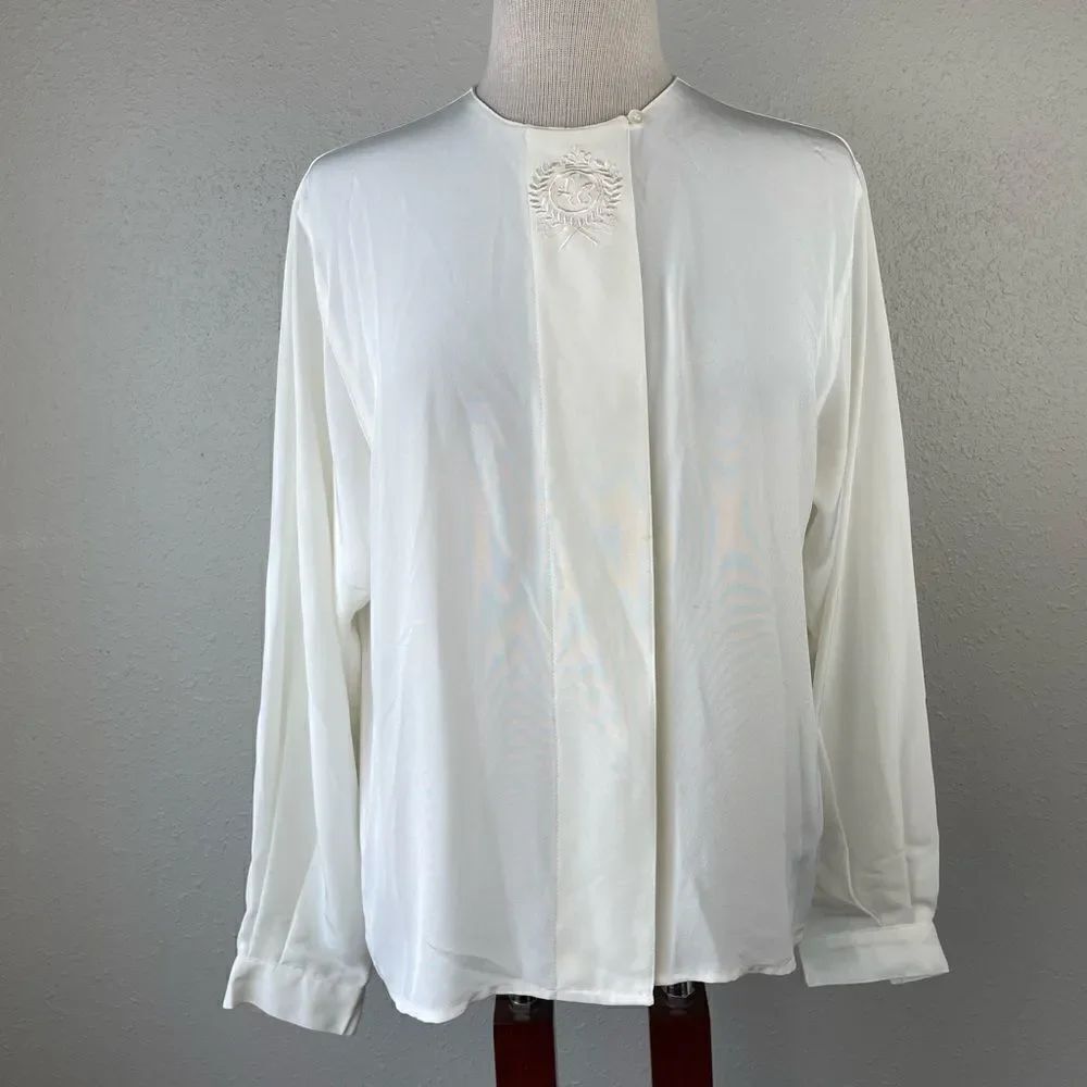Liz Claiborne Collection White Collarless Button Down Shirt Size 10P EUC